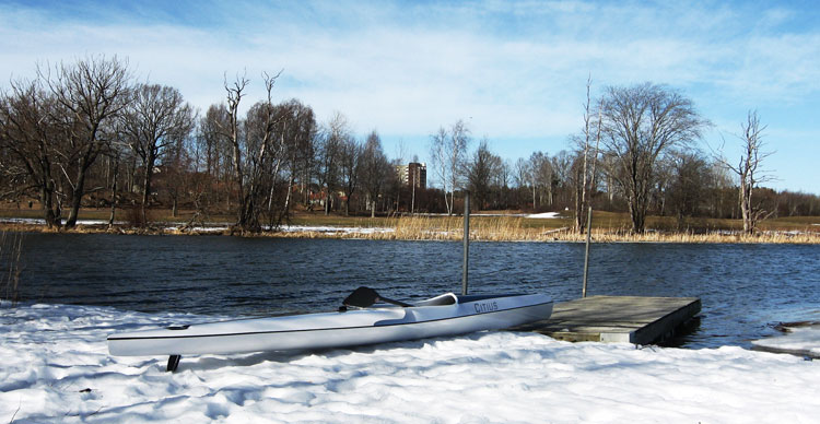 Lillgösta vid bryggan.