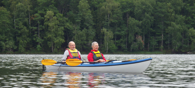 Bild. Kerstin och Ulf i en Lettman Eski K2.